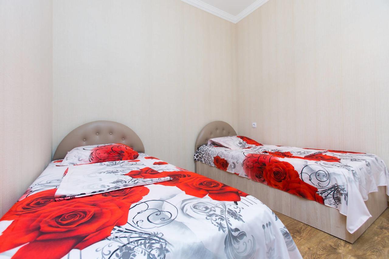 Natali Apartment Tbilisi Buitenkant foto